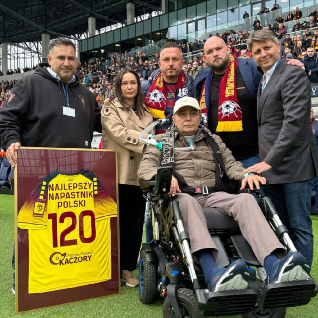 Pogoń Szczecin remisuje z Lechią Gdańsk w Derbach Pomorza. Pogoń Szczecin remisuje z Lechią Gdańsk w Derbach Pomorza.